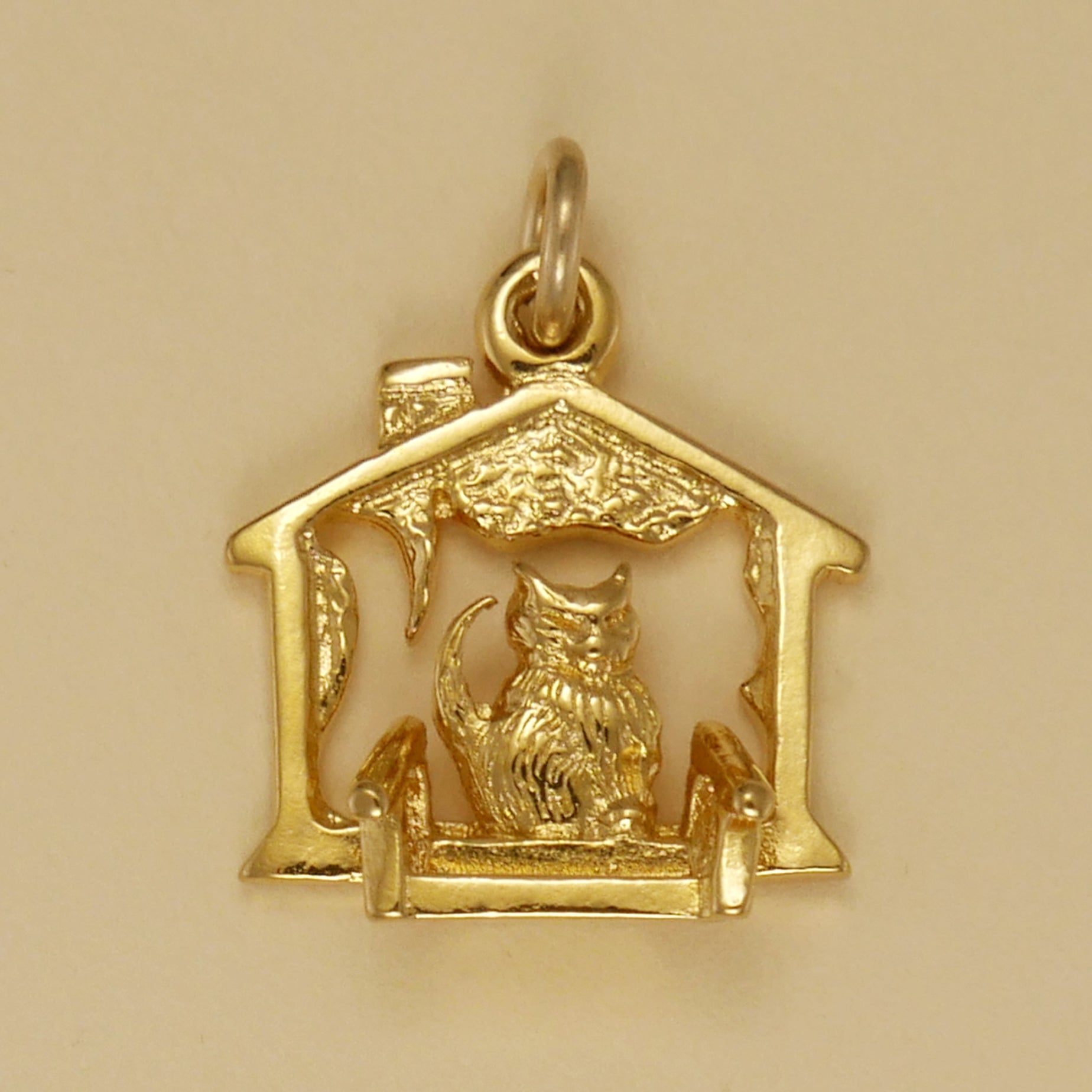 Cat On The Porch Charm - Charmworks