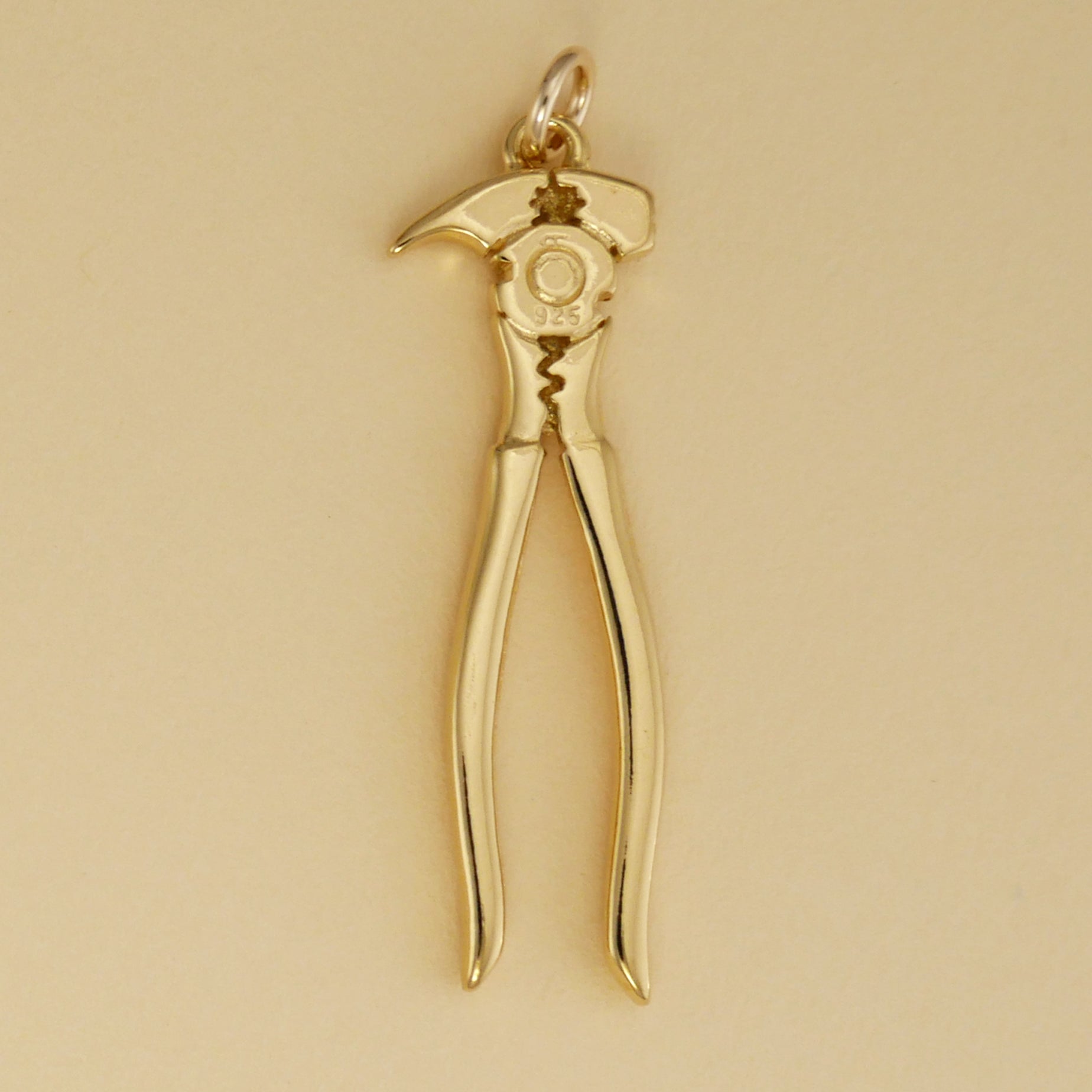 Fence Pliers Charm - Charmworks